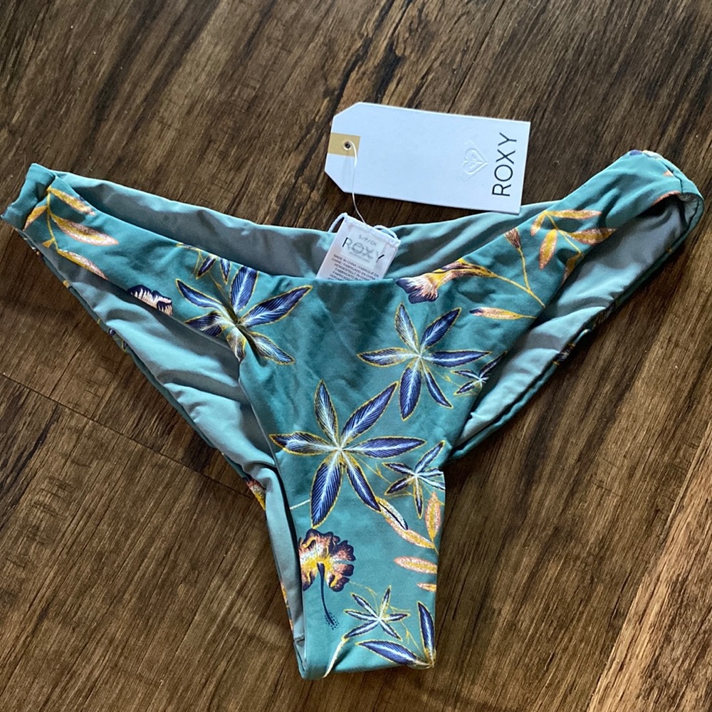 NWT ROXY softly love reversible swim bottoms size S